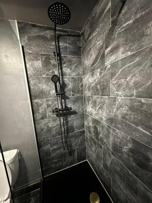לונדון Spacious Studio For 4 Near Regents Park N1 מראה חיצוני תמונה